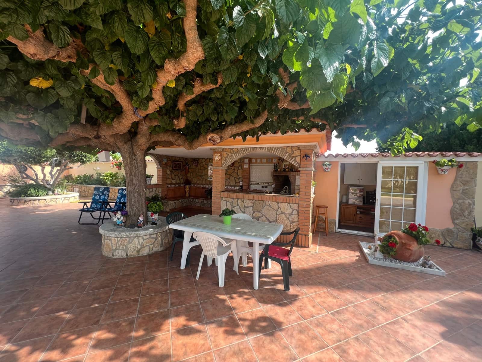 Villa for sale in Benicarlo - € 260,000 (Ref: 7650799)