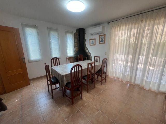 4 soveværelse Semi-Rækkehus til salg i Peniscola med swimmingpool garage - € 240.000 (Ref: 9105920)