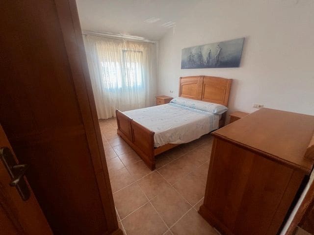 4 soveværelse Semi-Rækkehus til salg i Peniscola med swimmingpool garage - € 240.000 (Ref: 9105920)