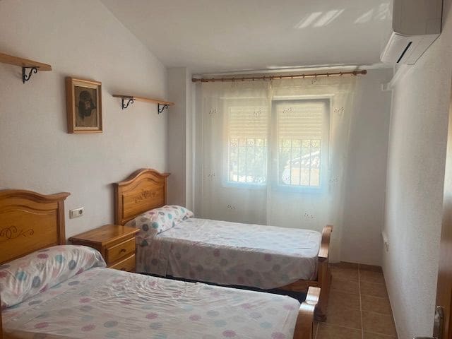 4 soveværelse Semi-Rækkehus til salg i Peniscola med swimmingpool garage - € 240.000 (Ref: 9105920)