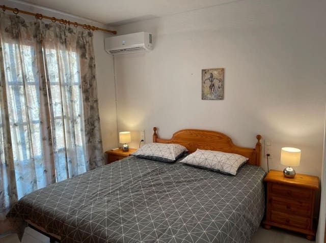 2 soverom Kjedet enebolig til salgs i Peñíscola med svømmebasseng garasje - € 185 000 (Ref: 9391156)