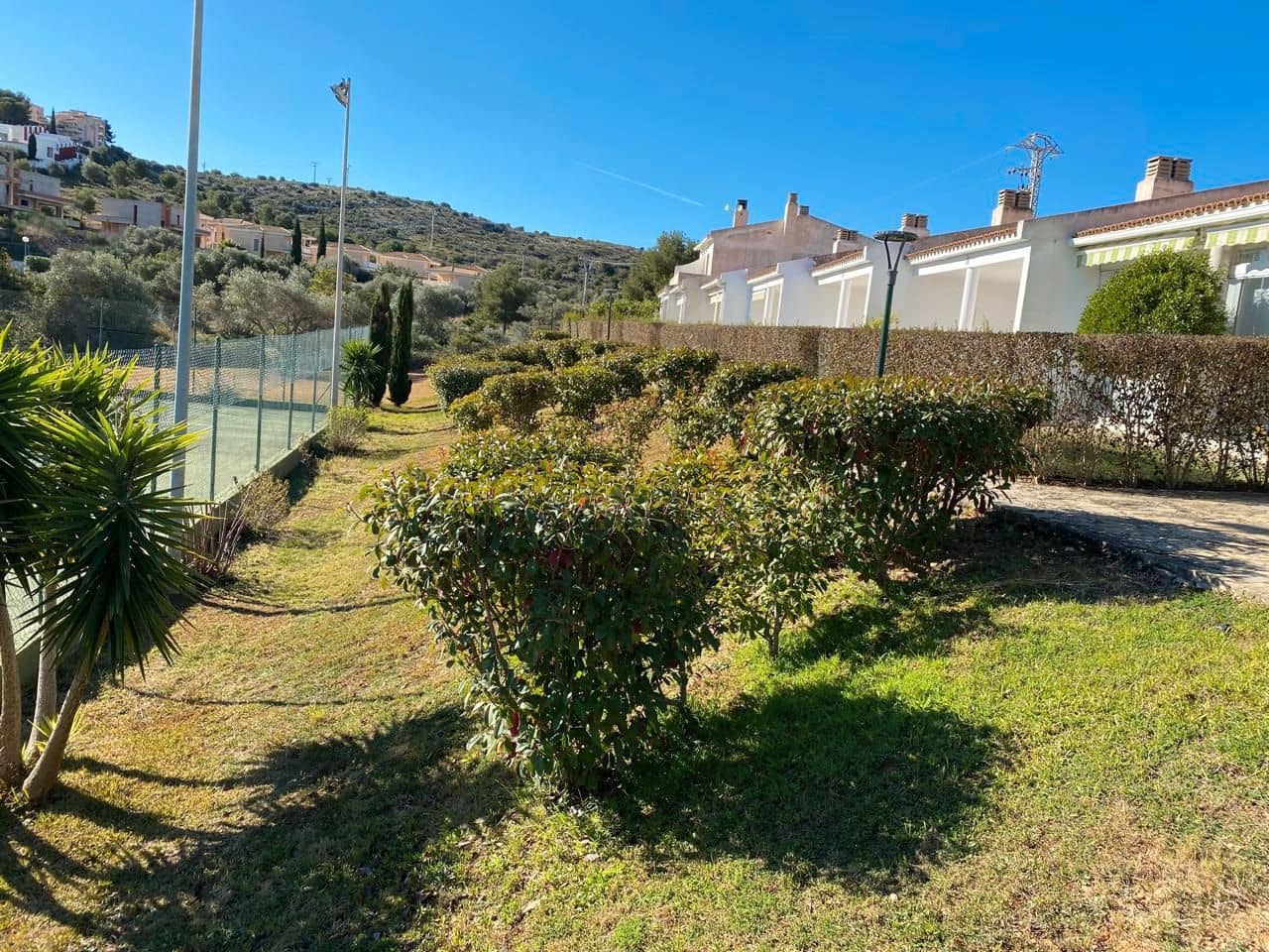 2 soverom Kjedet enebolig til salgs i Peniscola med svømmebasseng garasje - € 185 000 (Ref: 9391156)