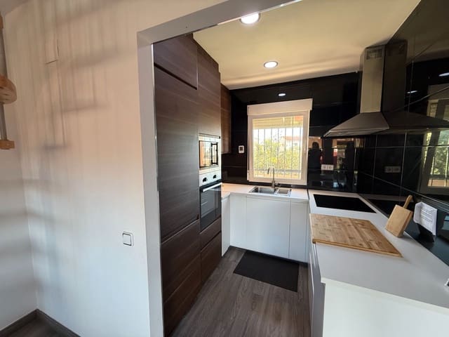 3 makuuhuone Paritalo myytävänä paikassa Peñíscola mukana uima-altaan 
autotalli - 235 000 € (Ref: 9391157)