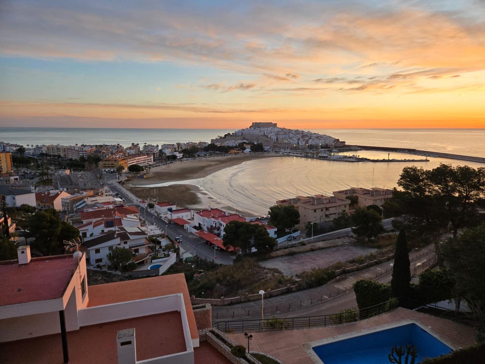 Apartamento Playa de 2 habitaciones en Peñíscola en venta con piscina garaje - 225.000 € (Ref: 9679212)