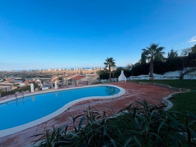 2 bedroom Terraced Villa for sale in Peniscola with pool garage - € 181,000 (Ref: 9684110)