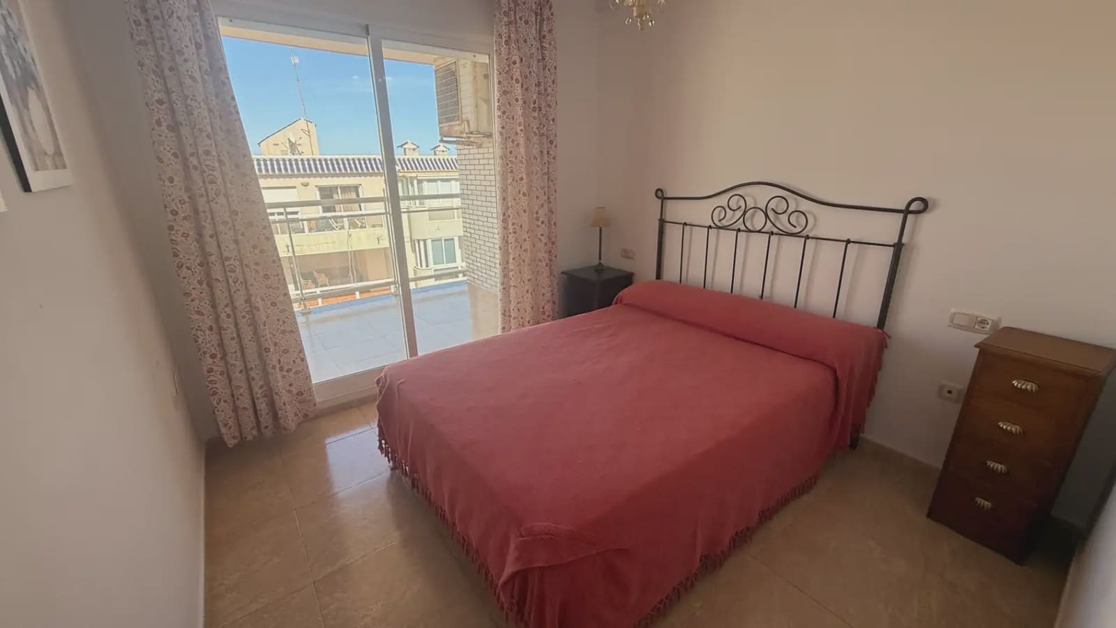 2 bedroom Beach Apartment for sale in Peniscola with pool - € 249,000 (Ref: 9743036)