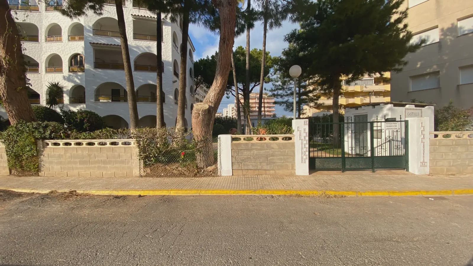 2 bedroom Beach Apartment for sale in Peniscola with garage - € 179,000 (Ref: 9743123)