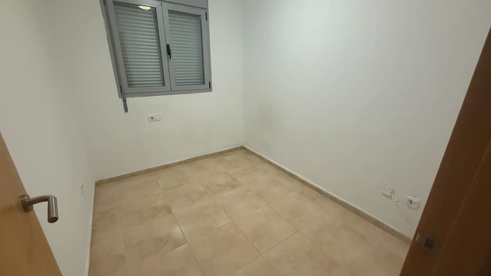 Piso de 3 habitaciones en Peñíscola en alquiler con garaje - 730 € (Ref: 9743124)