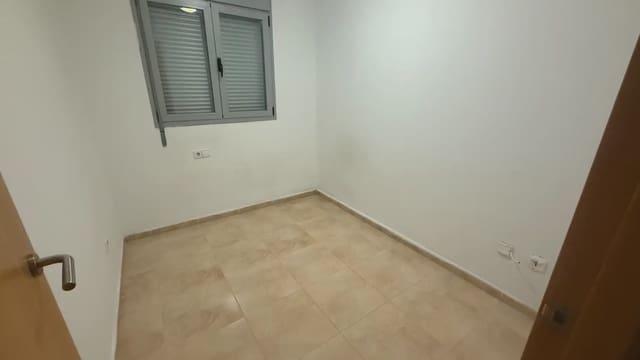 Piso de 3 habitaciones en Peñíscola en alquiler con garaje - 730 € (Ref: 9743124)