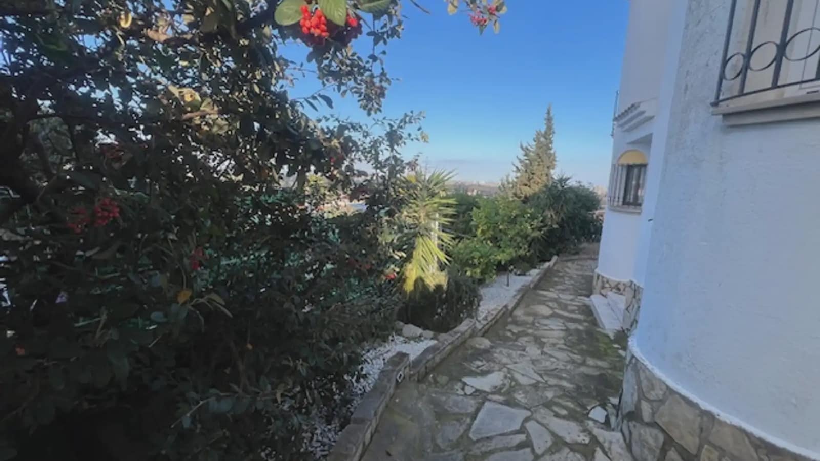 2 bedroom Townhouse for sale in Peniscola with pool garage - € 180,000 (Ref: 9743125)