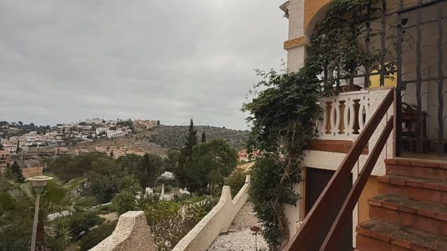 3 slaapkamer Villa te koop in Peñíscola met garage - € 249.000 (Ref: 9747322)