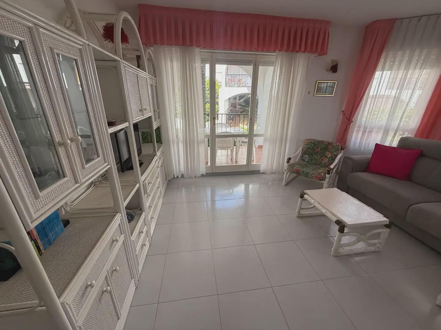 2 slaapkamer Appartement te koop in Peniscola met zwembad - € 125.000 (Ref: 9761390)