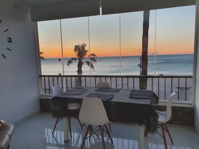 2 Zimmer Strandapartment zu verkaufen in Peñíscola mit Garage - 240.000 € (Ref: 9805418)