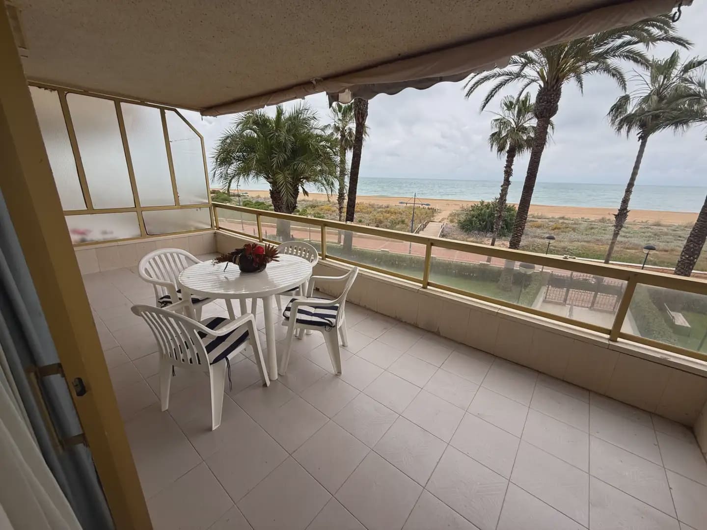 3 soveværelse Strandlejlighed til salg i Peniscola med swimmingpool garage - € 340.000 (Ref: 9941610)