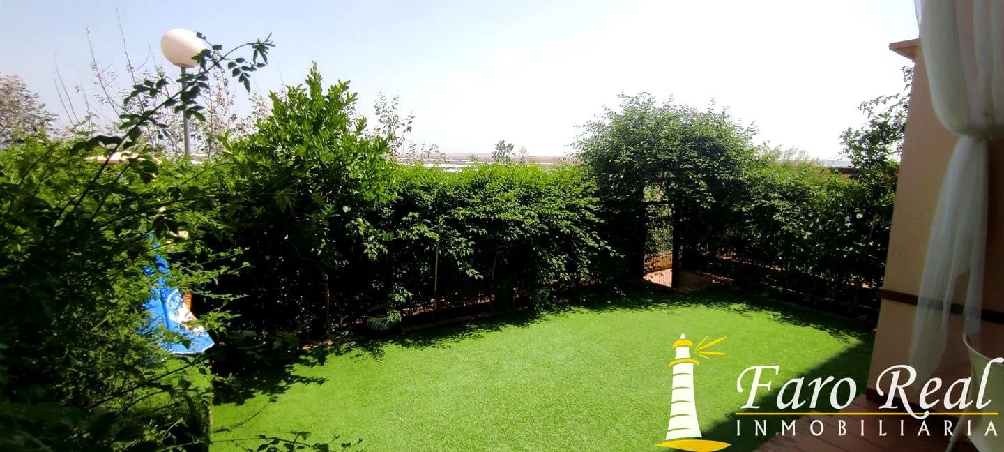 3 makuuhuone Asunto myytävänä paikassa Sanlucar de Barrameda mukana uima-altaan - 175 000 € (Ref: 9420128)