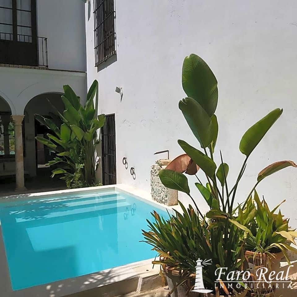5 bedroom Villa for sale in Sanlucar de Barrameda with pool garage - € 750,000 (Ref: 9420133)