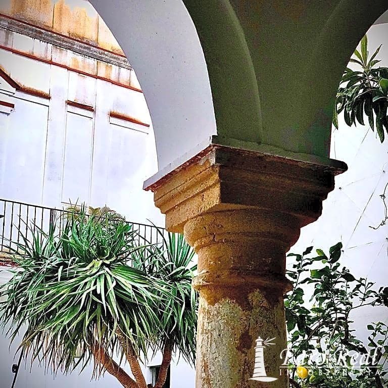 5 bedroom Villa for sale in Sanlucar de Barrameda with pool garage - € 750,000 (Ref: 9420133)