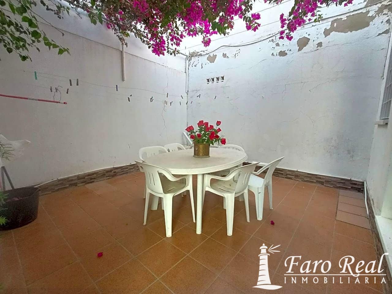 4 bedroom Villa for sale in Sanlucar de Barrameda with pool - € 580,000 (Ref: 9420134)