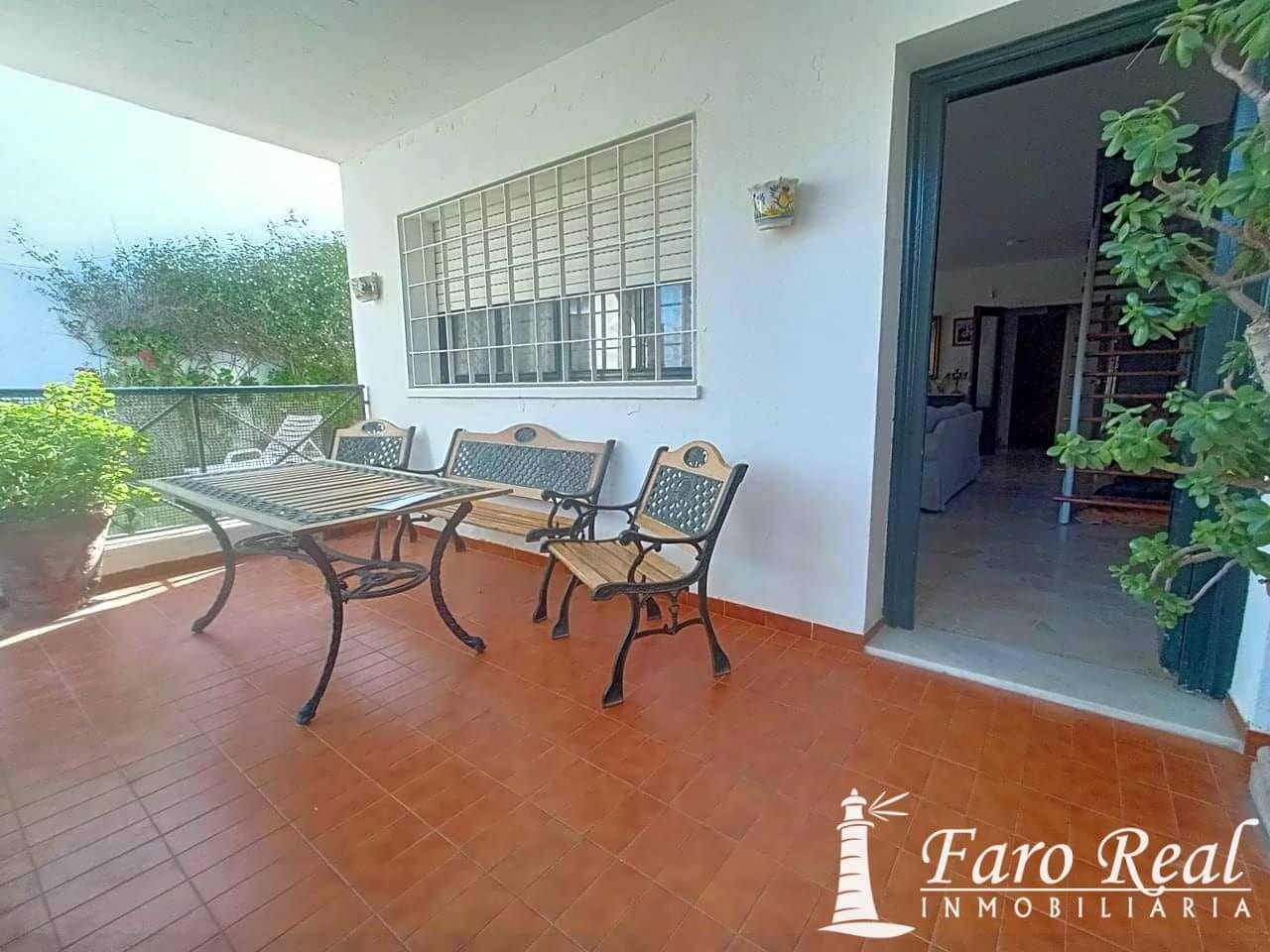 4 bedroom Villa for sale in Sanlucar de Barrameda with pool - € 580,000 (Ref: 9420134)