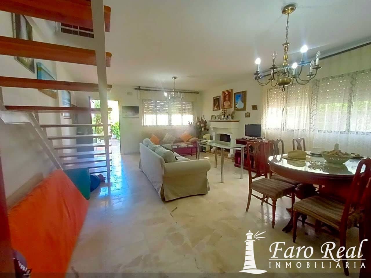 4 bedroom Villa for sale in Sanlucar de Barrameda with pool - € 580,000 (Ref: 9420134)