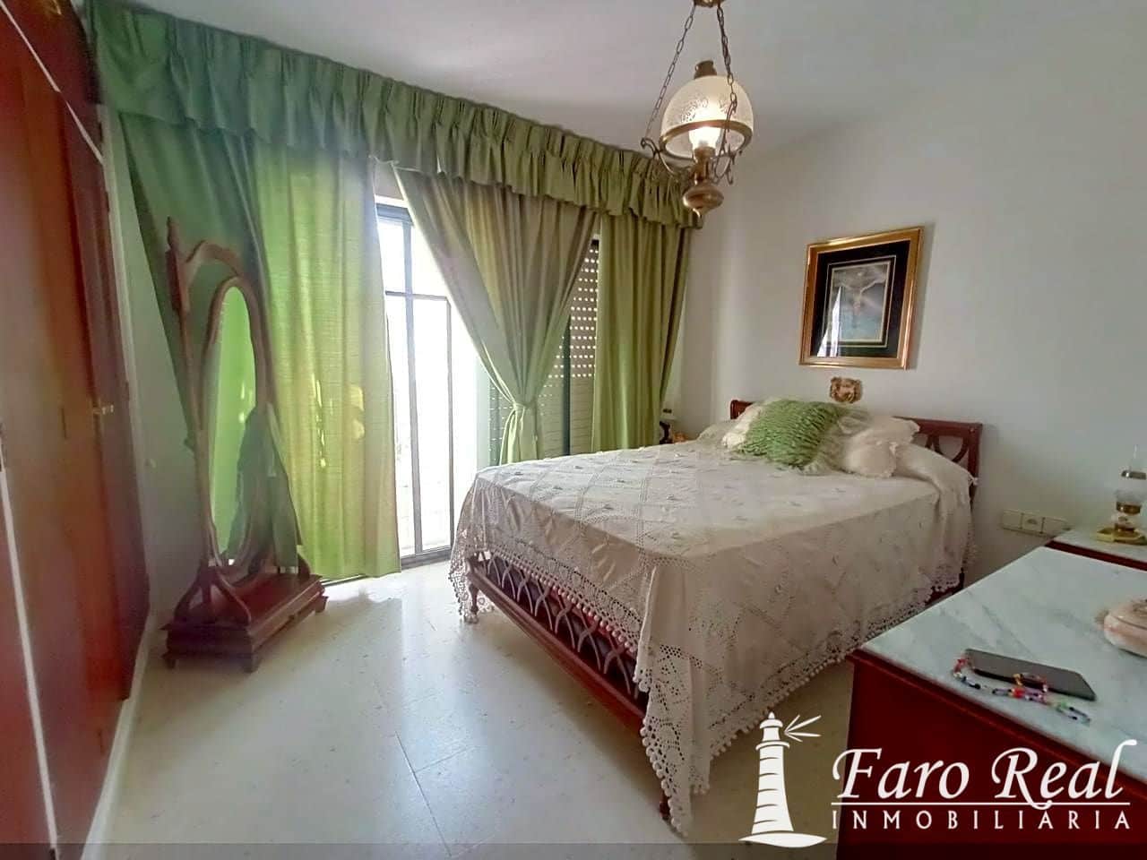 4 bedroom Villa for sale in Sanlucar de Barrameda with pool - € 580,000 (Ref: 9420134)