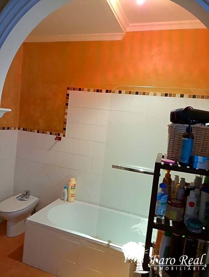 7 bedroom Villa for sale in Sanlucar de Barrameda - € 420,000 (Ref: 9420135)