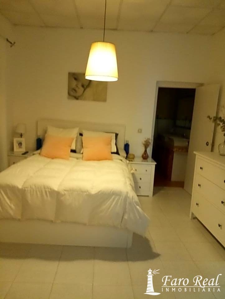 7 bedroom Villa for sale in Sanlucar de Barrameda - € 420,000 (Ref: 9420135)