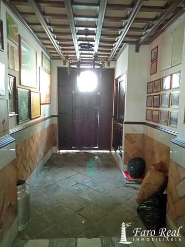 7 bedroom Villa for sale in Sanlúcar de Barrameda - € 420,000 (Ref: 9420135)