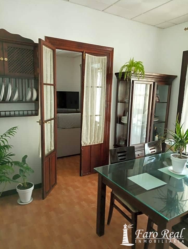 7 bedroom Villa for sale in Sanlucar de Barrameda - € 420,000 (Ref: 9420135)