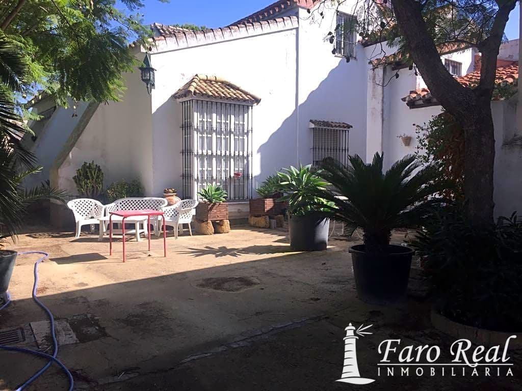 10 bedroom Villa for sale in Sanlucar de Barrameda with pool - € 570,000 (Ref: 9420136)