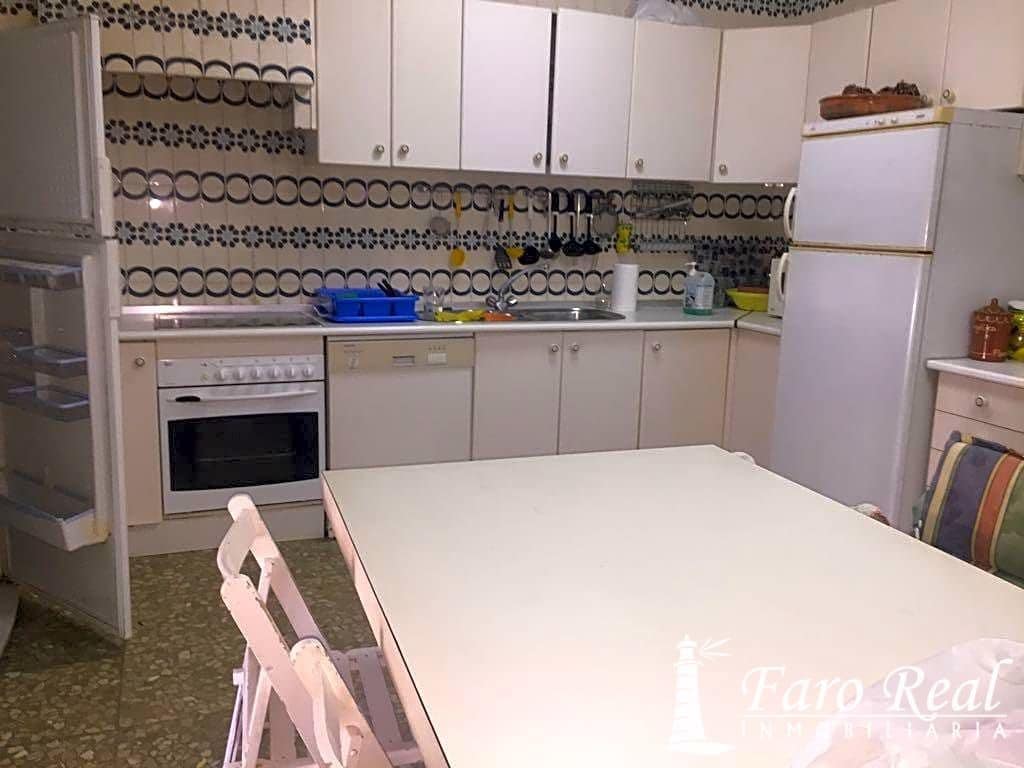 10 bedroom Villa for sale in Sanlucar de Barrameda with pool - € 570,000 (Ref: 9420136)