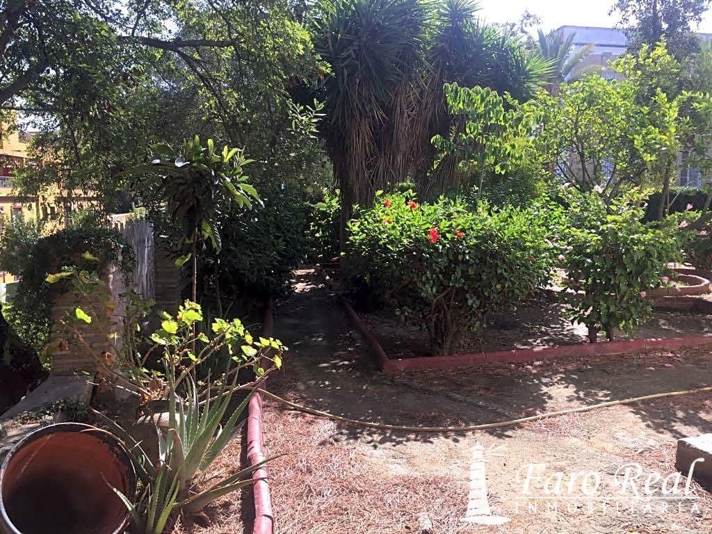 10 bedroom Villa for sale in Sanlucar de Barrameda with pool - € 570,000 (Ref: 9420136)