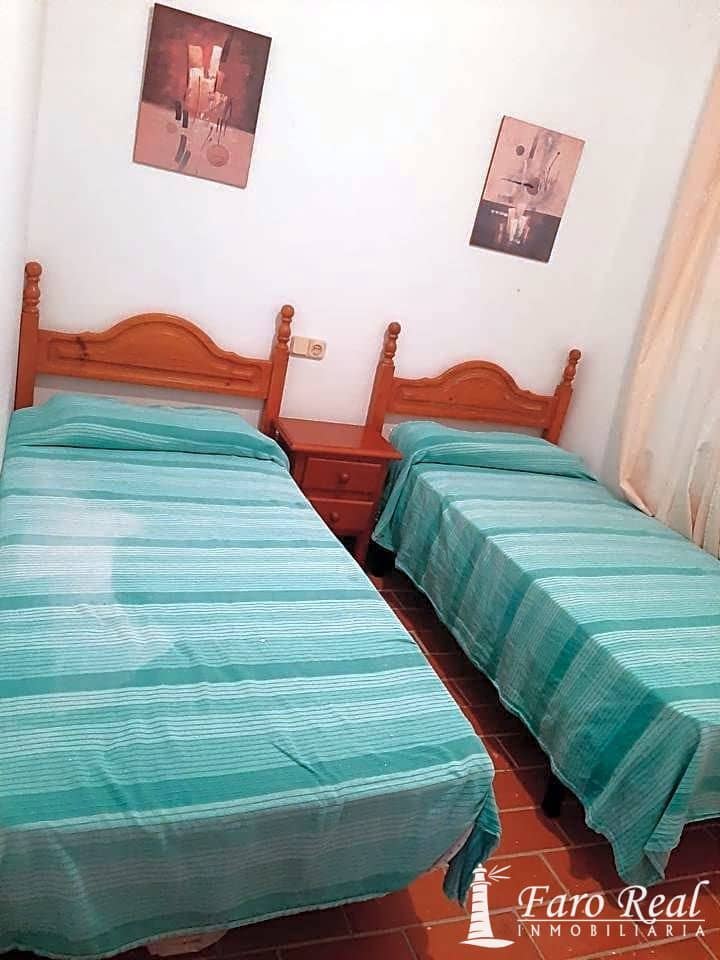 5 bedroom Villa for sale in Chipiona - € 265,000 (Ref: 9420137)