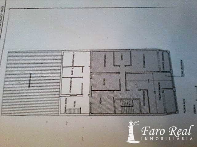 4 bedroom Villa for sale in Sanlúcar de Barrameda with garage - € 370,000 (Ref: 9420139)