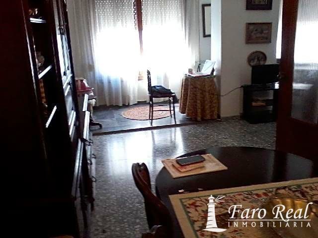 4 bedroom Villa for sale in Sanlúcar de Barrameda with garage - € 370,000 (Ref: 9420139)
