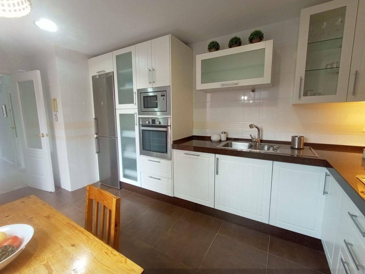 3 slaapkamer Villa te huur in Sanlucar de Barrameda met garage - € 4.100 (Ref: 9420145)