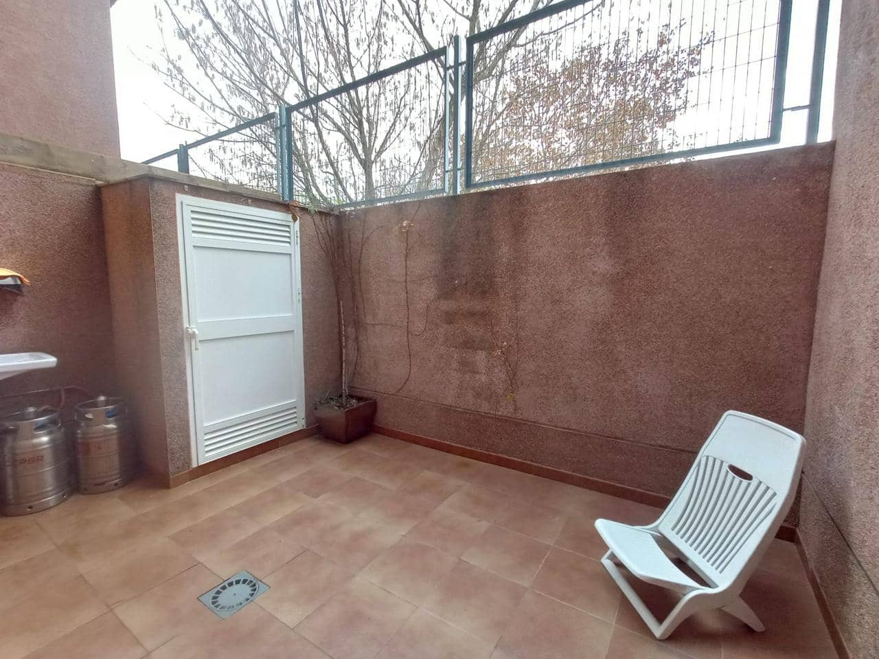 3 slaapkamer Villa te huur in Sanlucar de Barrameda met garage - € 4.100 (Ref: 9420145)
