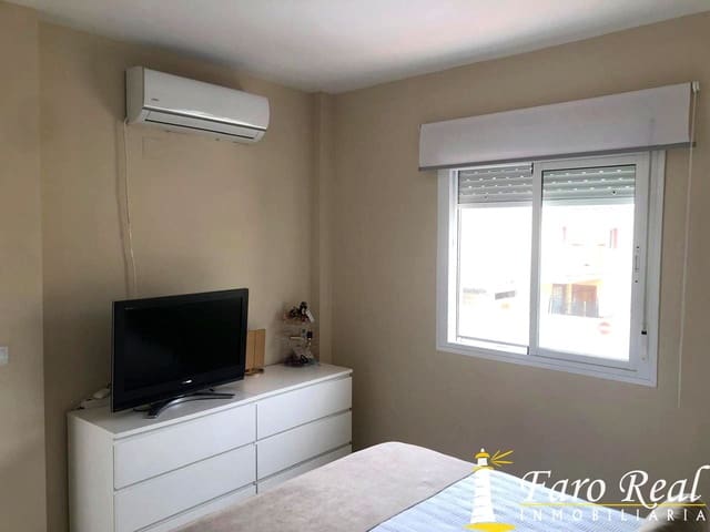 4 bedroom Villa for sale in Sanlúcar de Barrameda with garage - € 240,000 (Ref: 9426202)