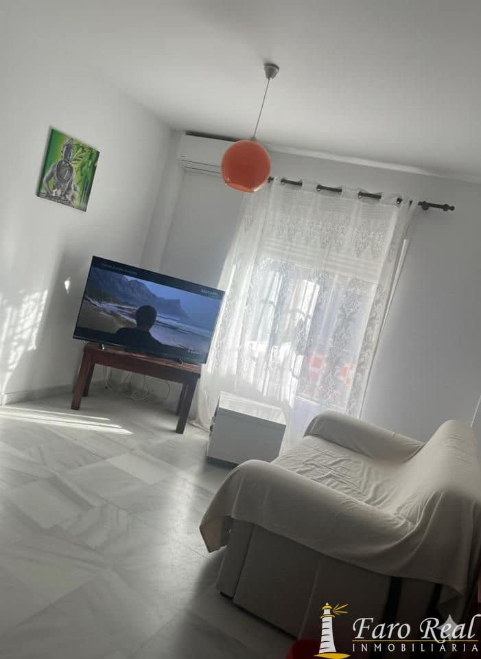 3 bedroom Villa for sale in Sanlucar de Barrameda with garage - € 230,000 (Ref: 9470668)