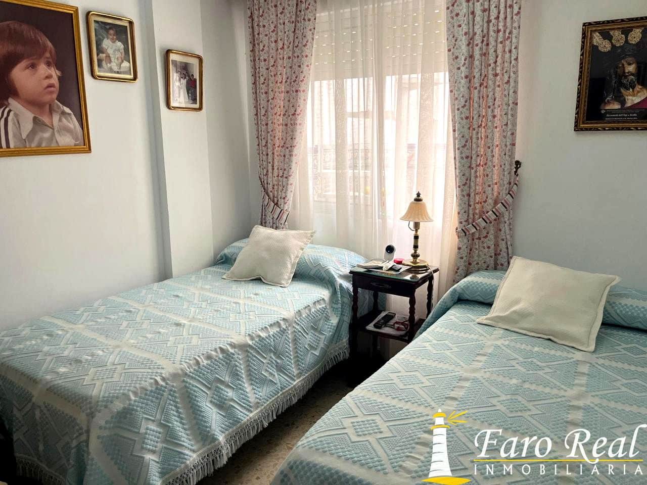 5 bedroom Villa for sale in Sanlucar de Barrameda - € 245,000 (Ref: 9471265)