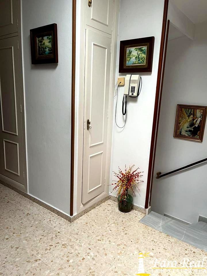 5 bedroom Villa for sale in Sanlucar de Barrameda - € 245,000 (Ref: 9471265)