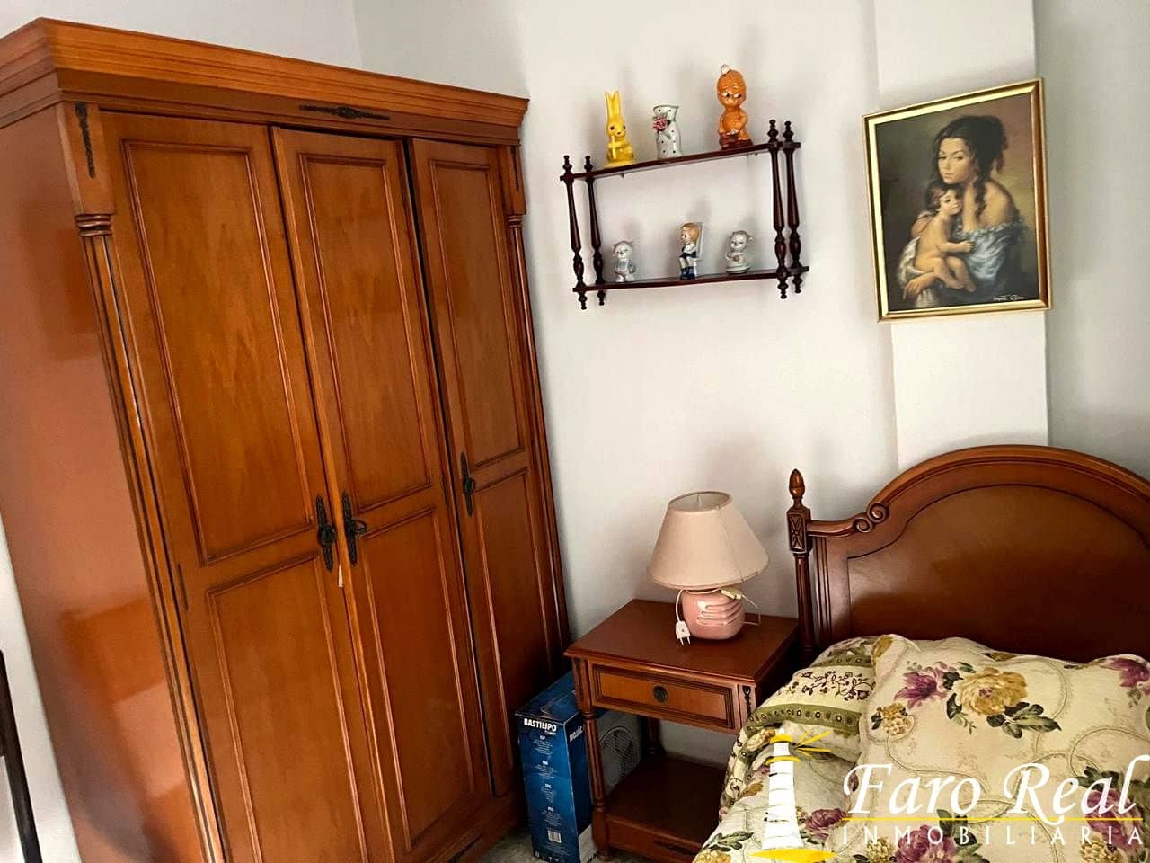 5 bedroom Villa for sale in Sanlucar de Barrameda - € 245,000 (Ref: 9471265)