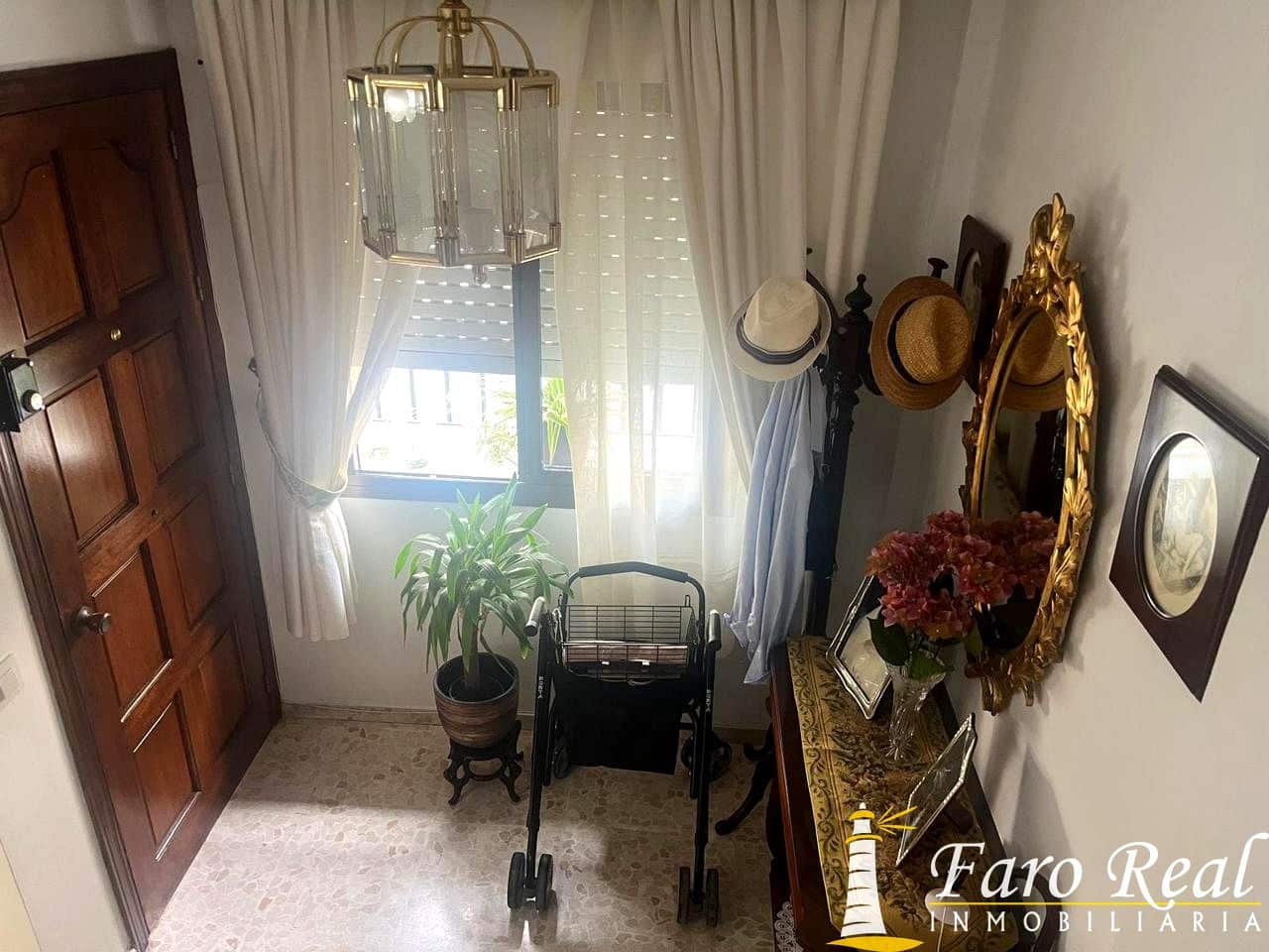 5 bedroom Villa for sale in Sanlucar de Barrameda - € 245,000 (Ref: 9471265)