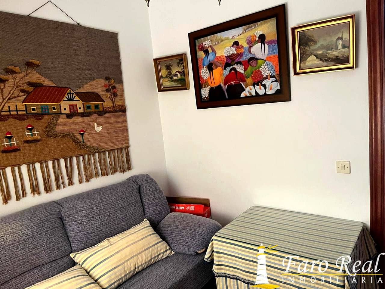 5 bedroom Villa for sale in Sanlucar de Barrameda - € 245,000 (Ref: 9471265)