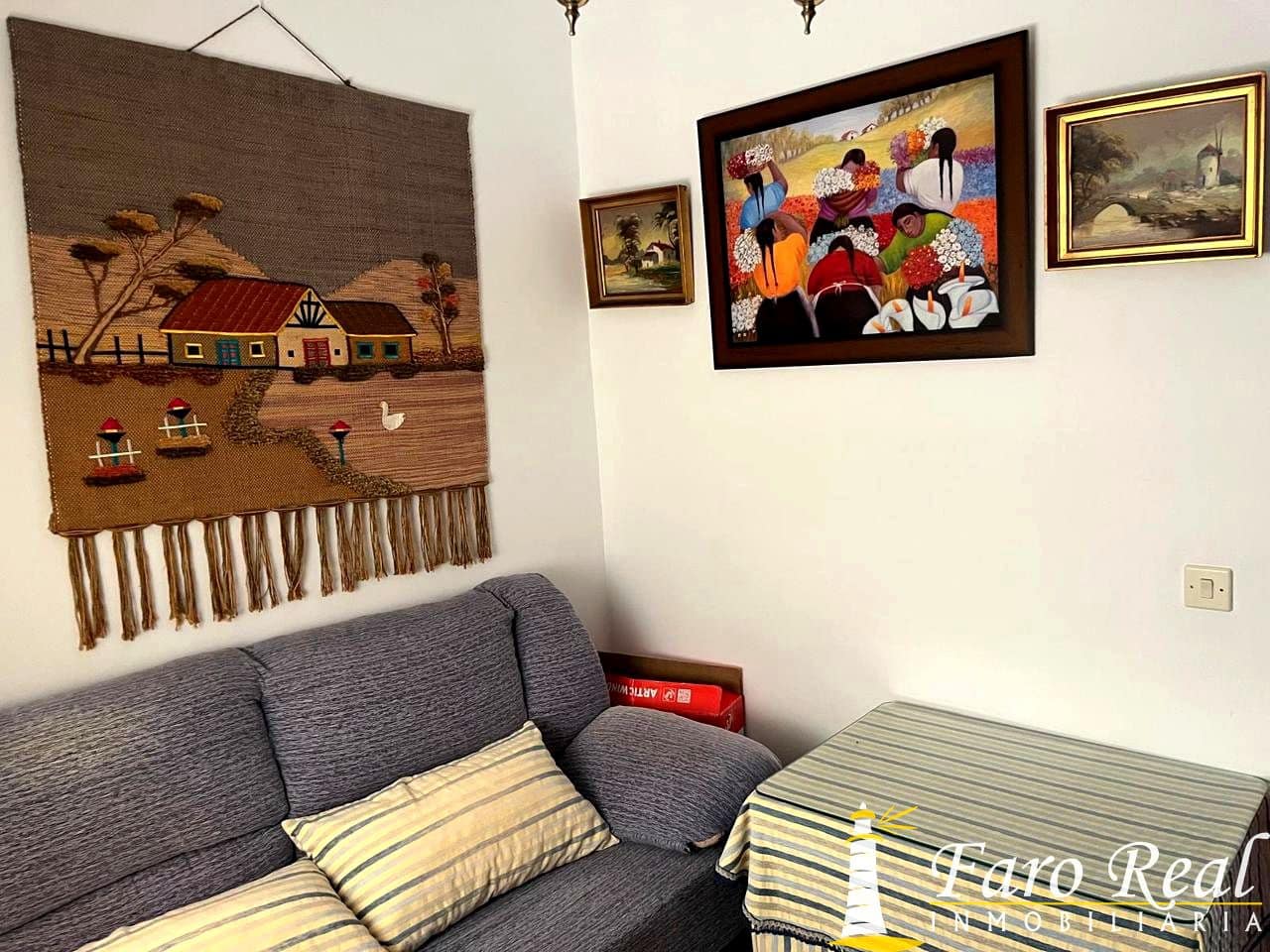 5 bedroom Villa for sale in Sanlucar de Barrameda - € 245,000 (Ref: 9471265)