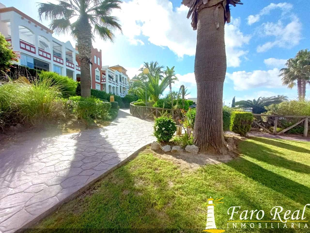 2 bedroom Flat for sale in Sanlucar de Barrameda with pool garage - € 195,000 (Ref: 9471266)