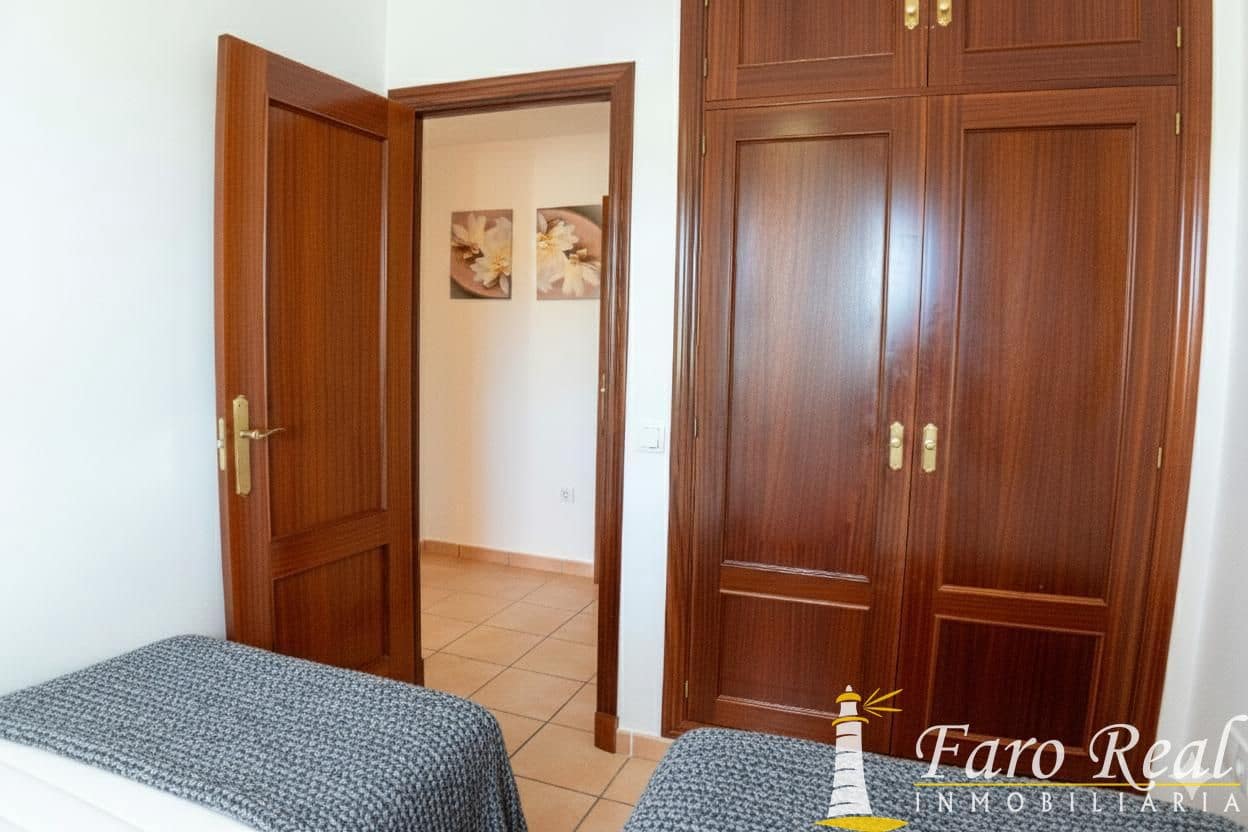 2 bedroom Flat for sale in Sanlucar de Barrameda with pool garage - € 195,000 (Ref: 9471266)