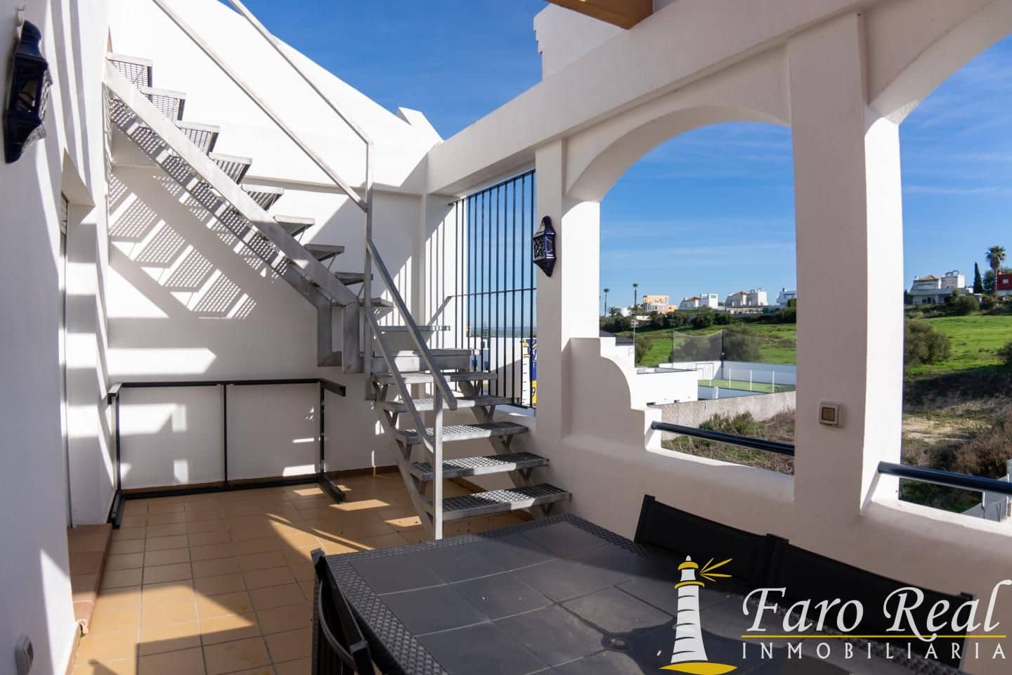 2 bedroom Flat for sale in Sanlucar de Barrameda with pool garage - € 195,000 (Ref: 9471266)