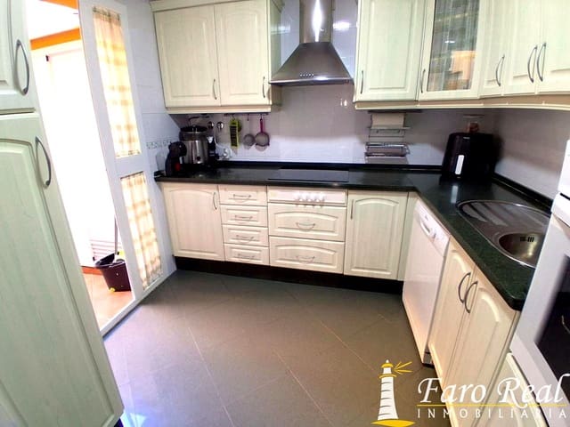 3 sypialnia Willa na sprzedaż w Sanlúcar de Barrameda z garażem - 235 000 € (Ref: 9471267)