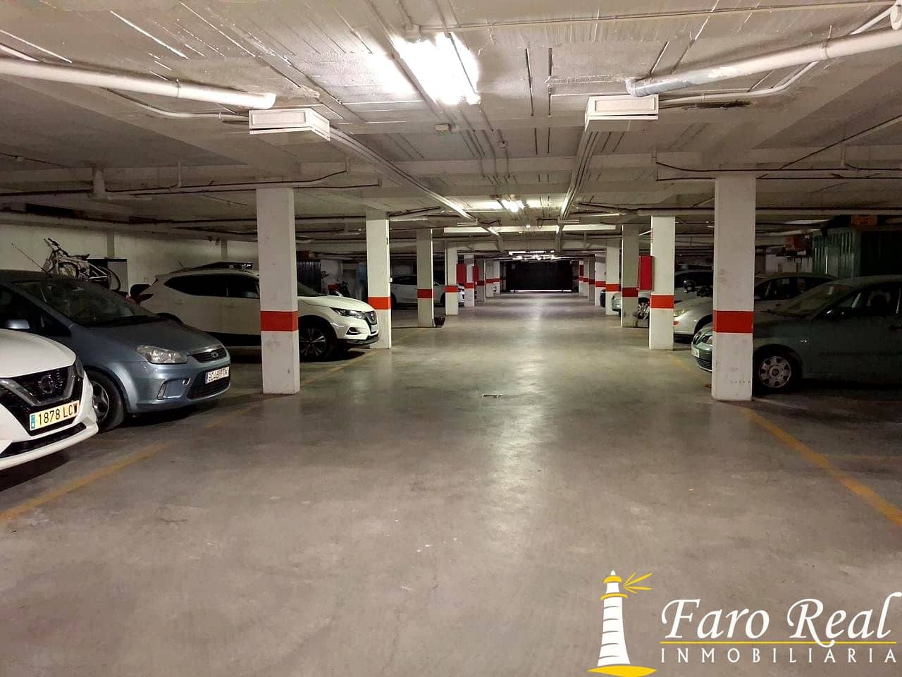 3 bedroom Villa for sale in Sanlucar de Barrameda with garage - € 235,000 (Ref: 9471267)